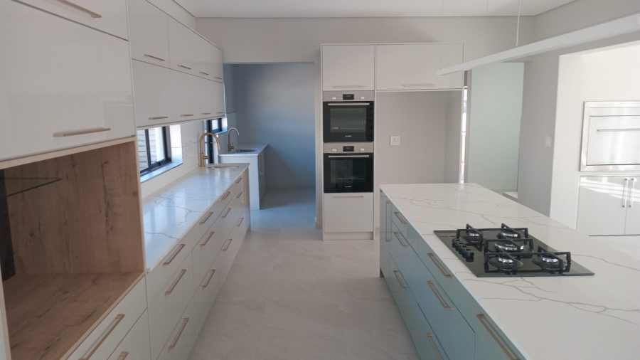 4 Bedroom Property for Sale in Sandown Western Cape